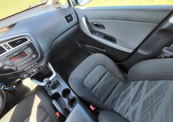 Kia Ceed cena 35777 przebieg: 131000, rok produkcji 2015 z Janów Lubelski małe 407